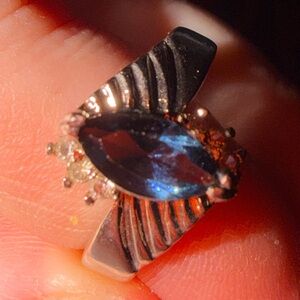 Elegant Blue and Silver Women's Ring